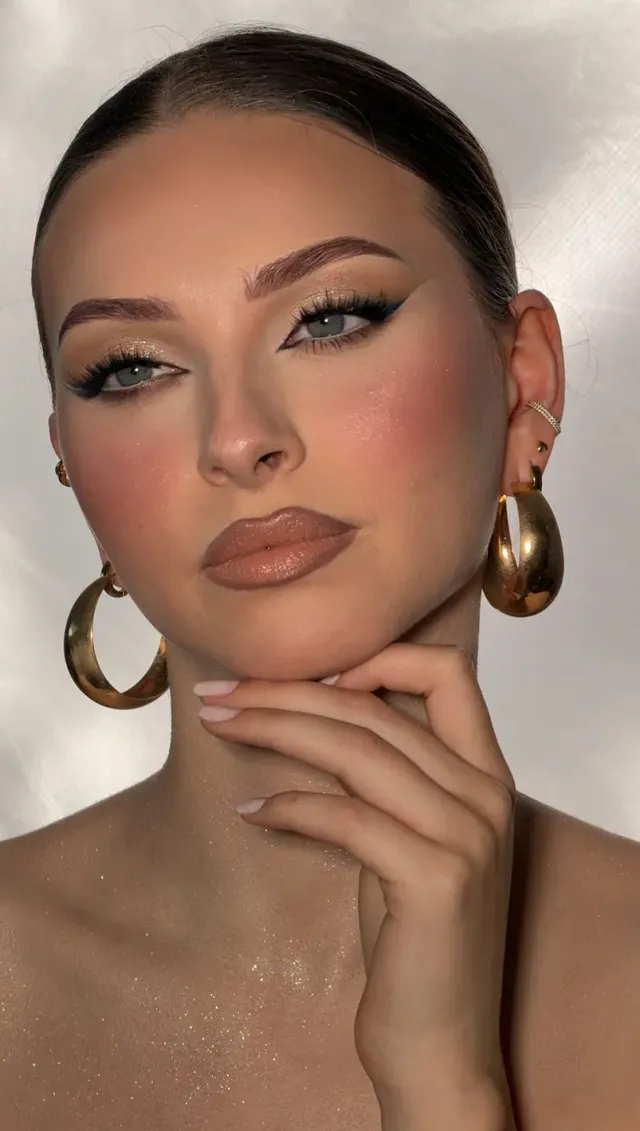 Glamour-Make-up Hamburg Eppendorf — festlicher Look mit Contouring