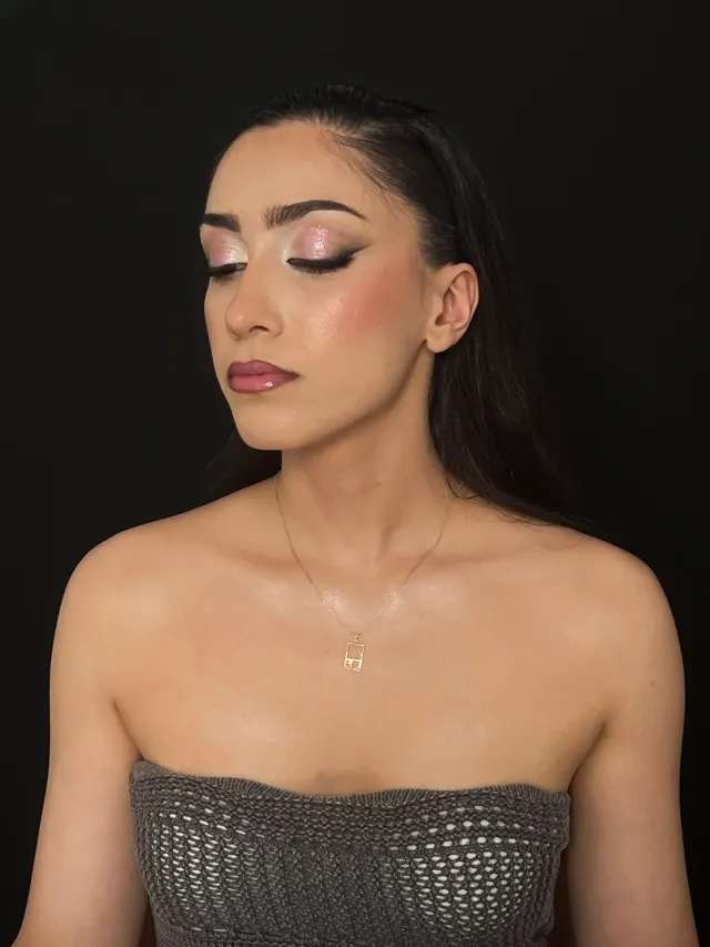 Make-up Hamburg Eimsbüttel — goldenes Lidschatten-Make-up mit perfektem Blending