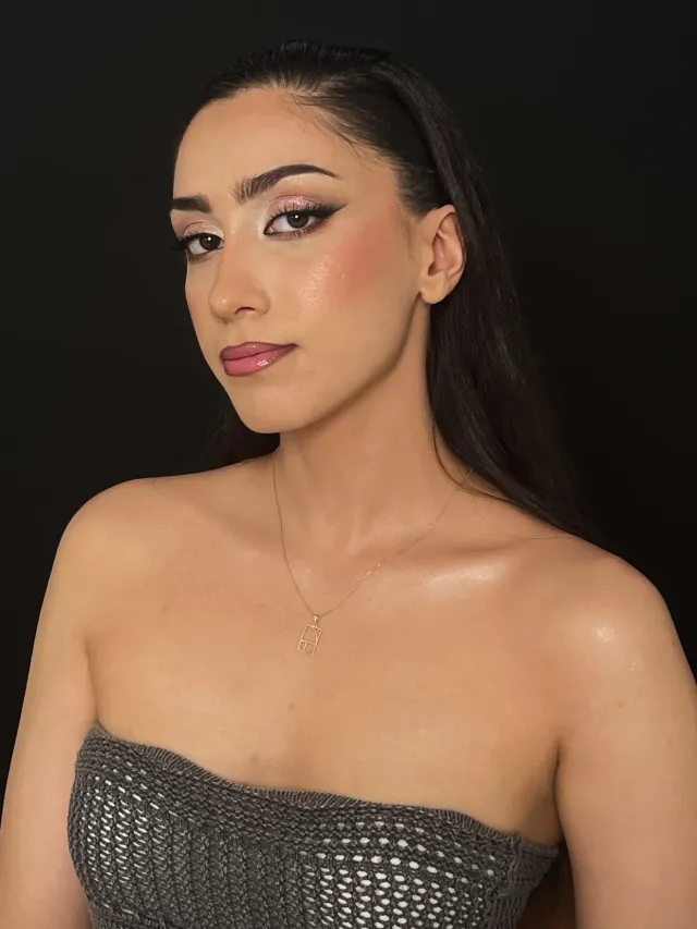 Abend-Make-up in Hamburg St. Pauli — ausdrucksstarke Augen und Glow